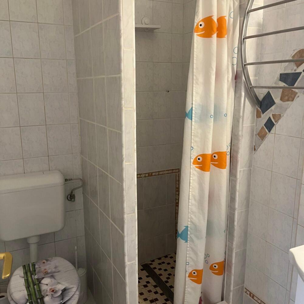 Lenzl'S Panzio Bed & Breakfast Szigetvar Bagian luar foto