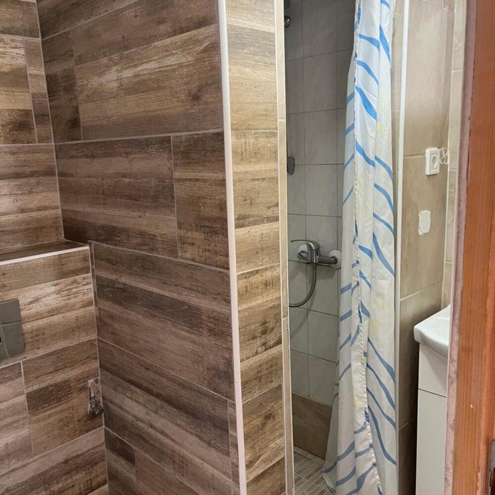 Lenzl'S Panzio Bed & Breakfast Szigetvar Bagian luar foto