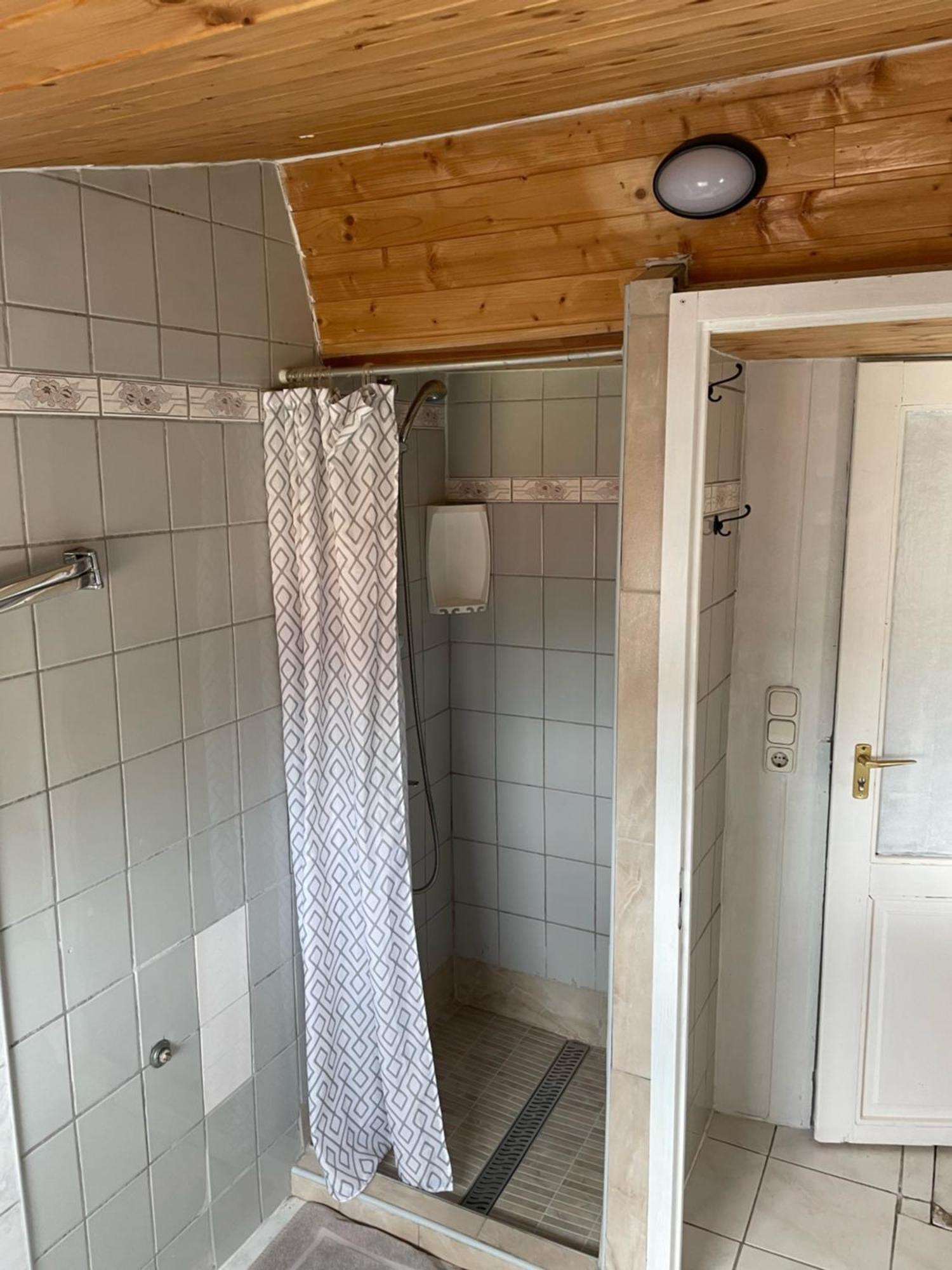 Lenzl'S Panzio Bed & Breakfast Szigetvar Bagian luar foto