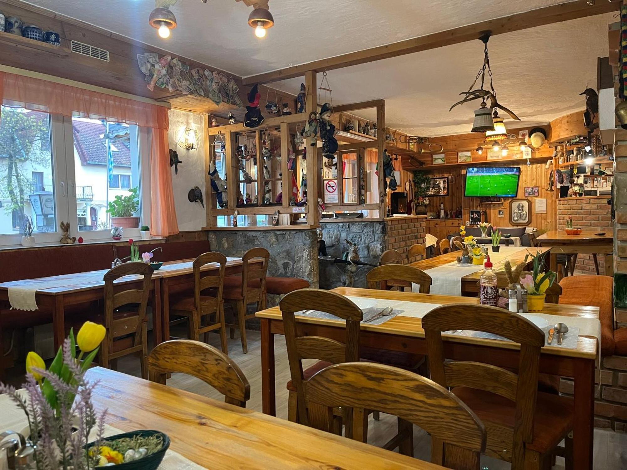 Lenzl'S Panzio Bed & Breakfast Szigetvar Bagian luar foto